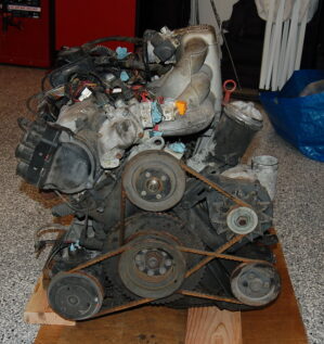 BUY BMW M30B30 3.0L ENGINE FOR SALE